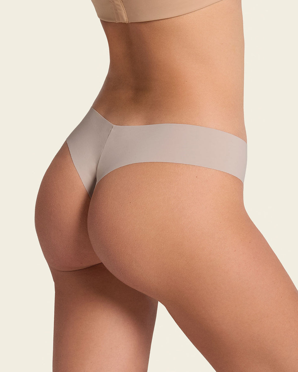 Panty brasilera invisible ultraplano sin elásticos y de pocas costuras