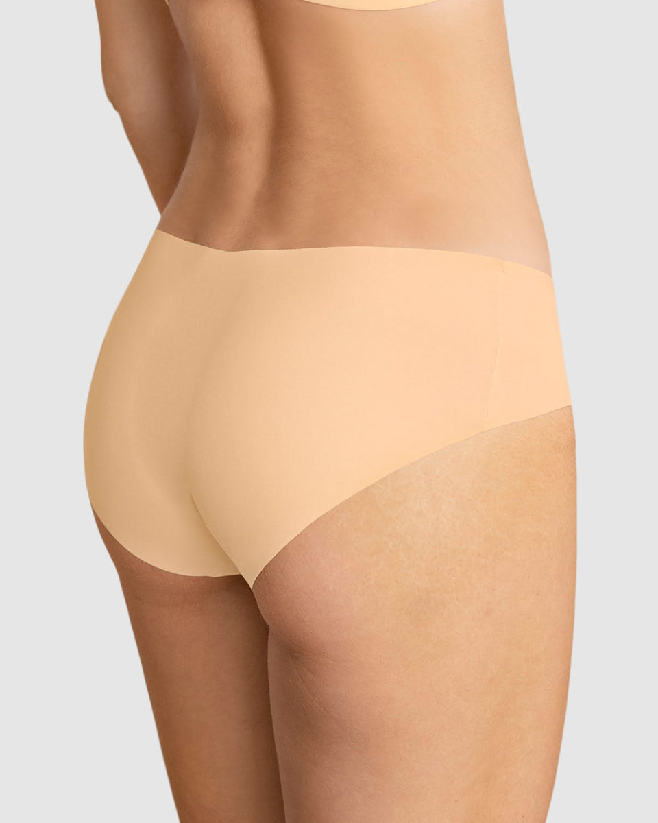 Panty hípster invisible ultraplano sin elásticos y de pocas costuras