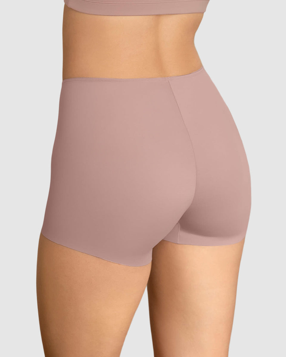 Panty tipo bóxer efecto invisible en piernas