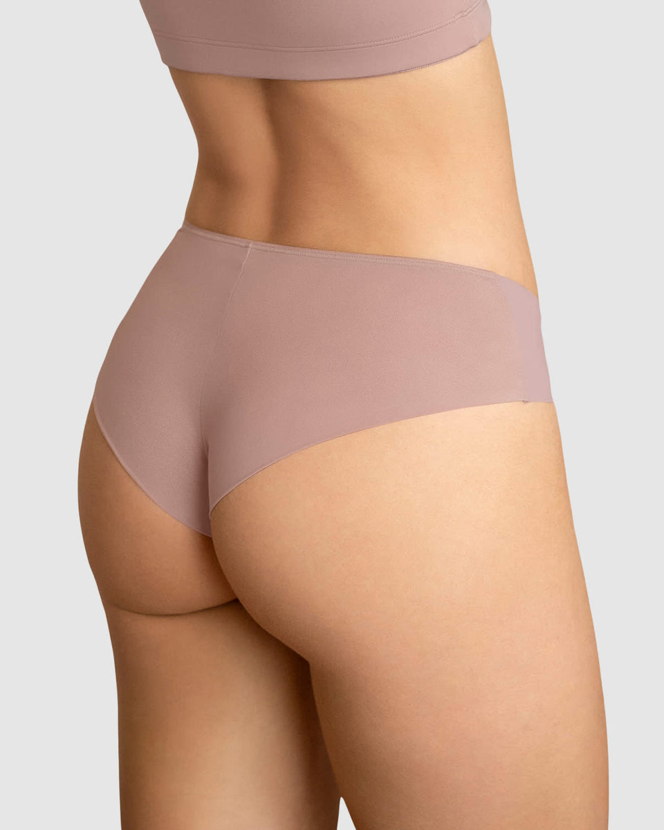 Panty cachetero con doble capa de tul en glúteos