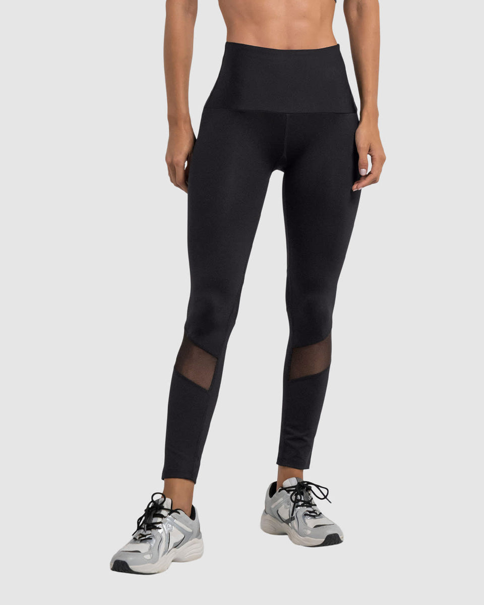 Legging de control con transparencias y material de secado rápido