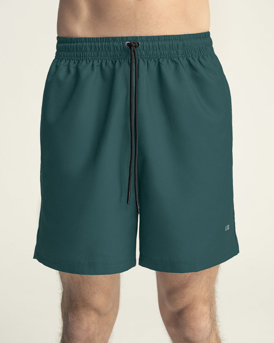 Pantaloneta deportiva con bolsillos funcionales