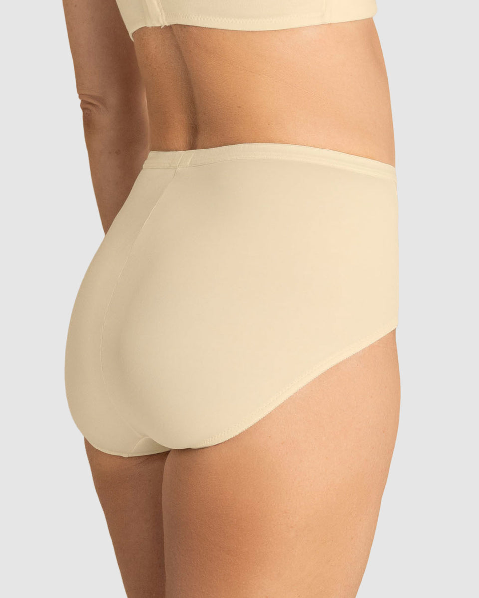 Panty clásico de control suave con excelente modelación