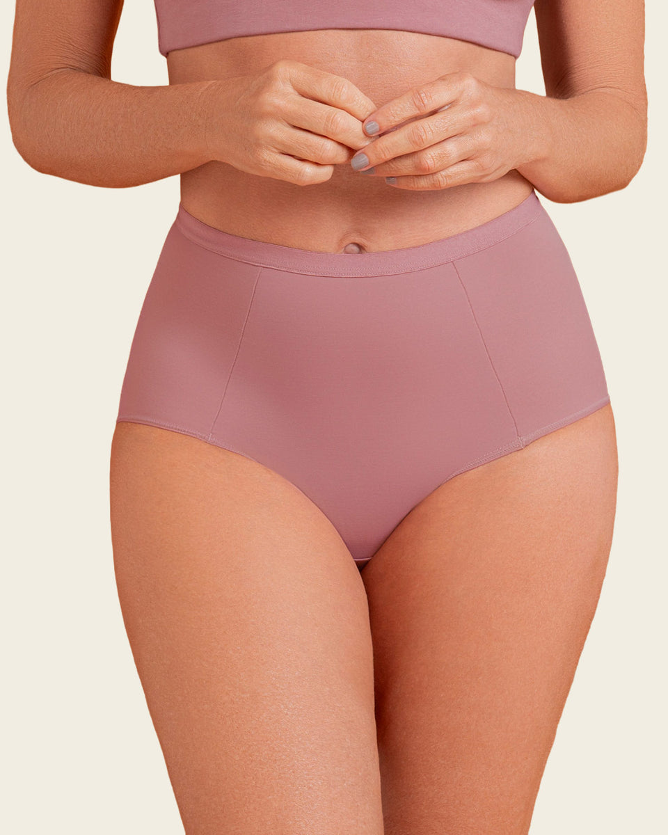 Panty clásico de control suave con excelente modelación