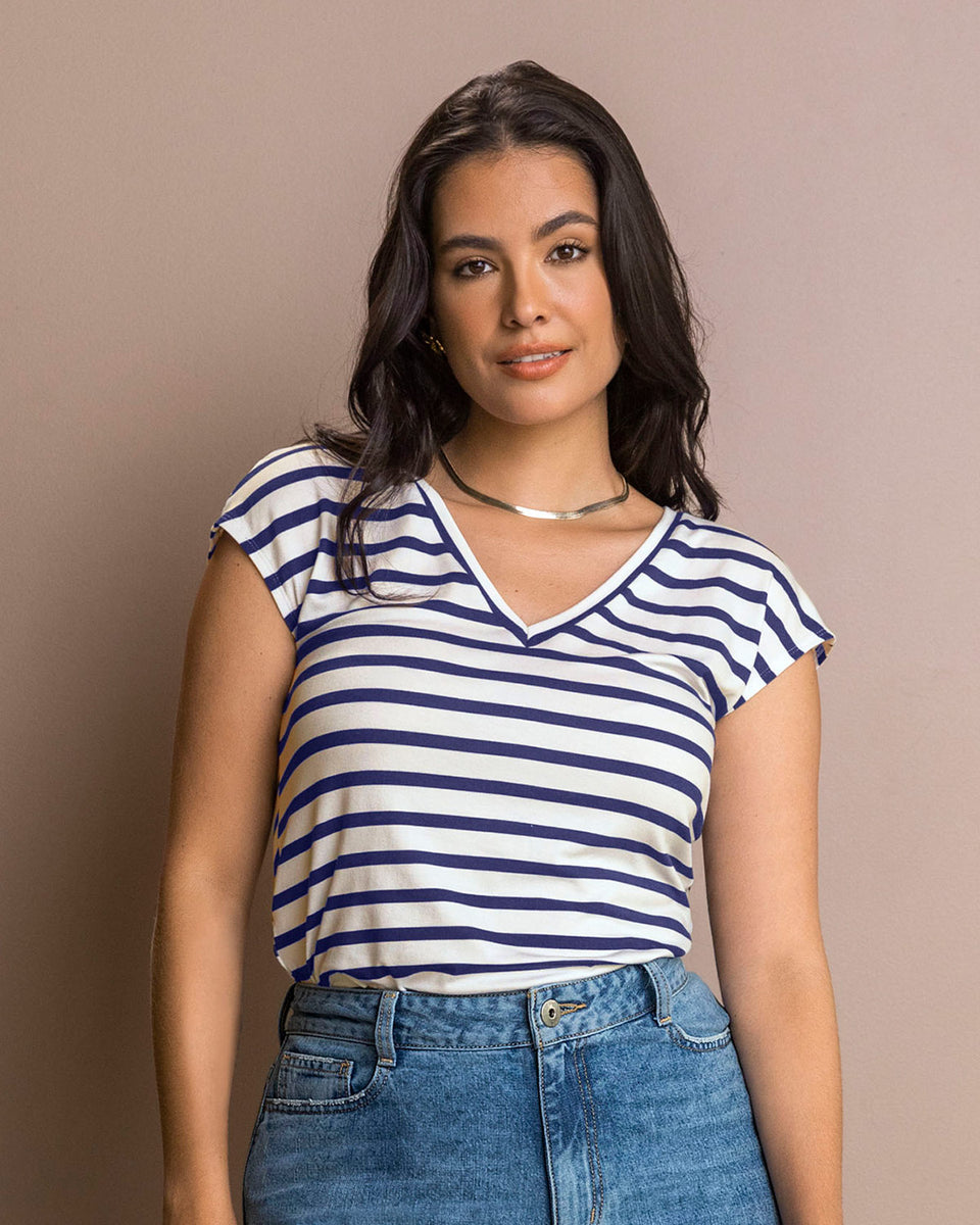 Camiseta manga corta con cuello en V