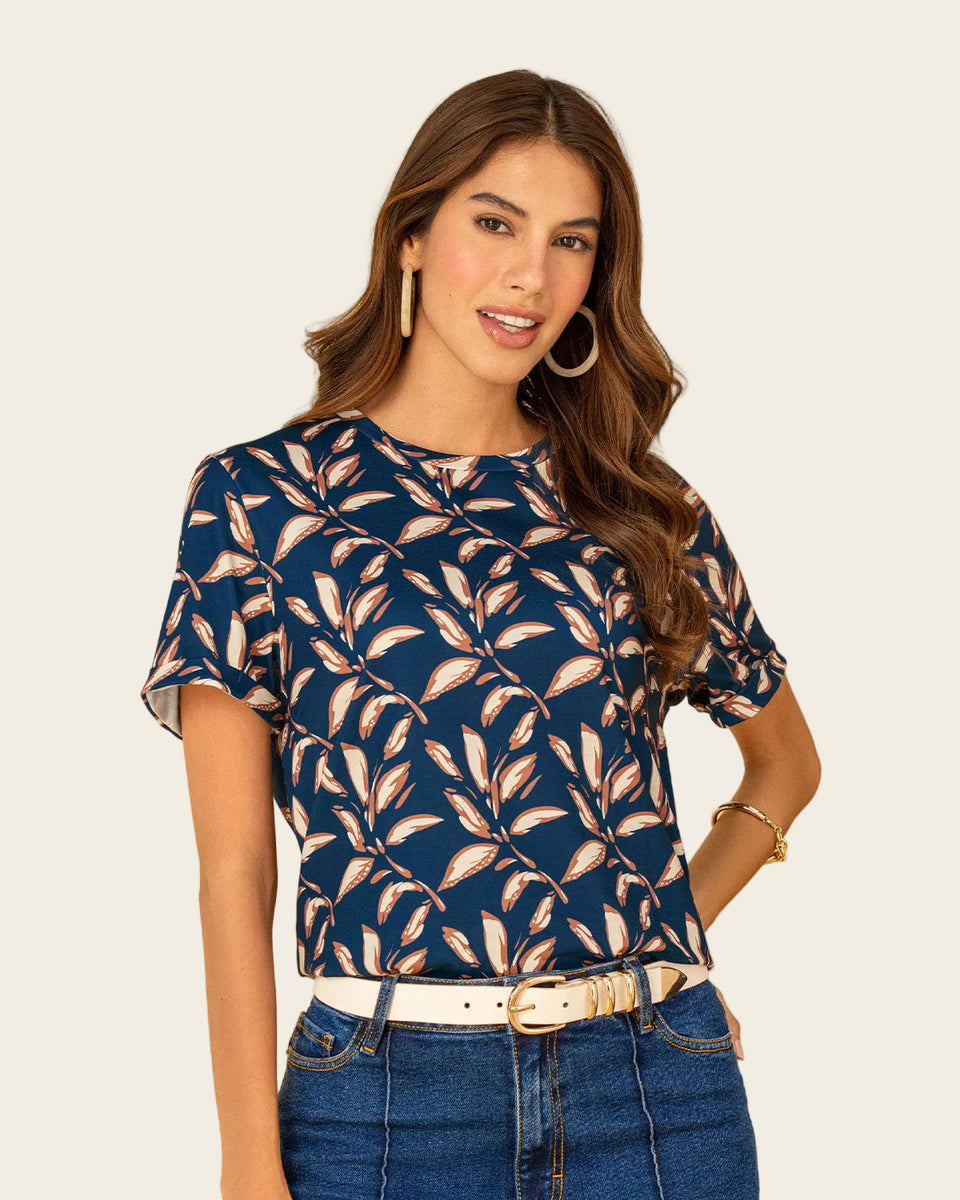 Camiseta manga corta estampada con dobladillo en manga