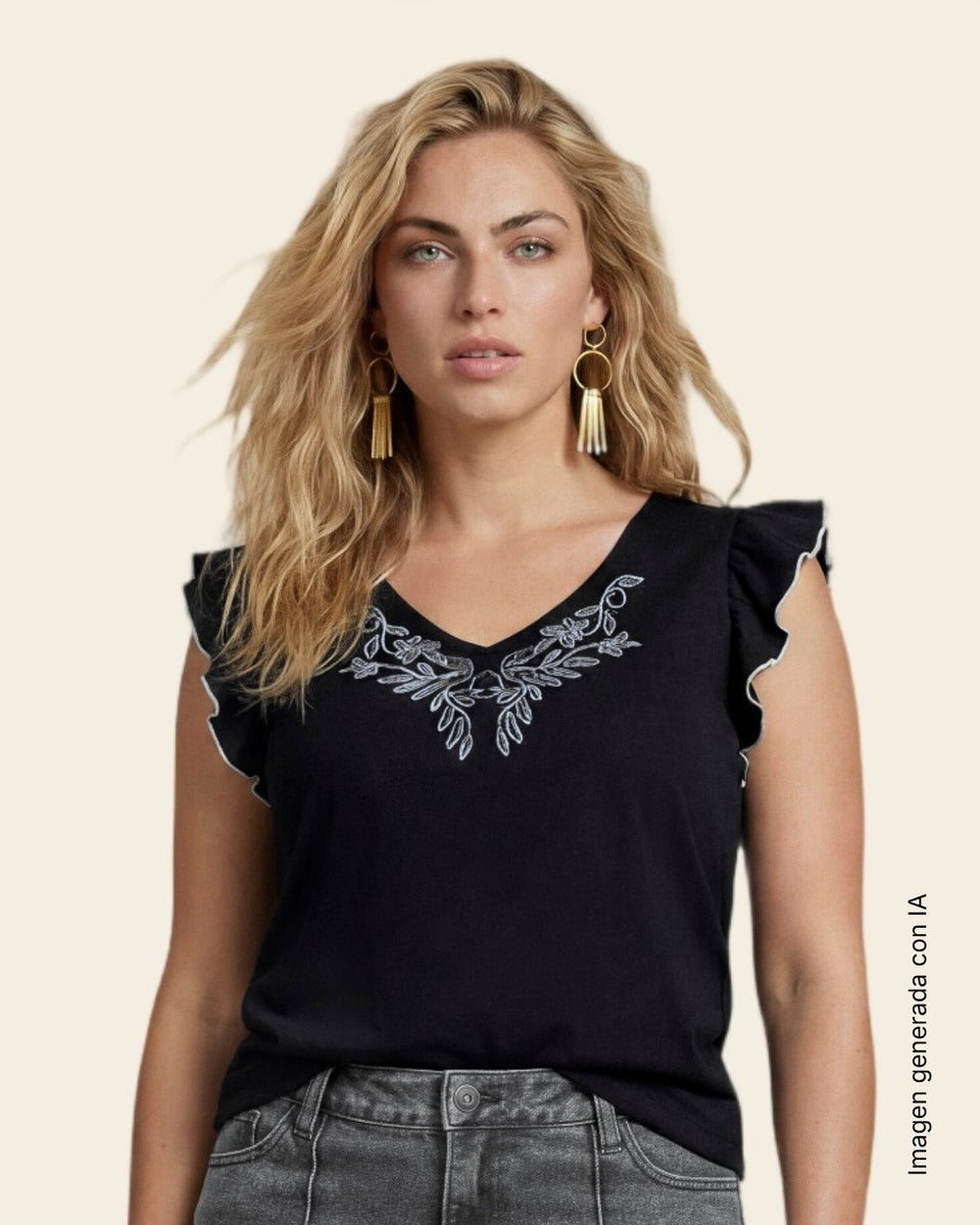Camiseta de mangas con vuelo y estampado localizado