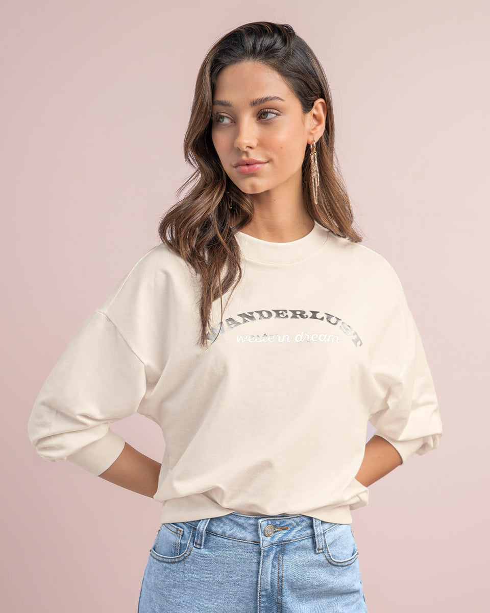 Buzo cuello redondo con aplique de perlas