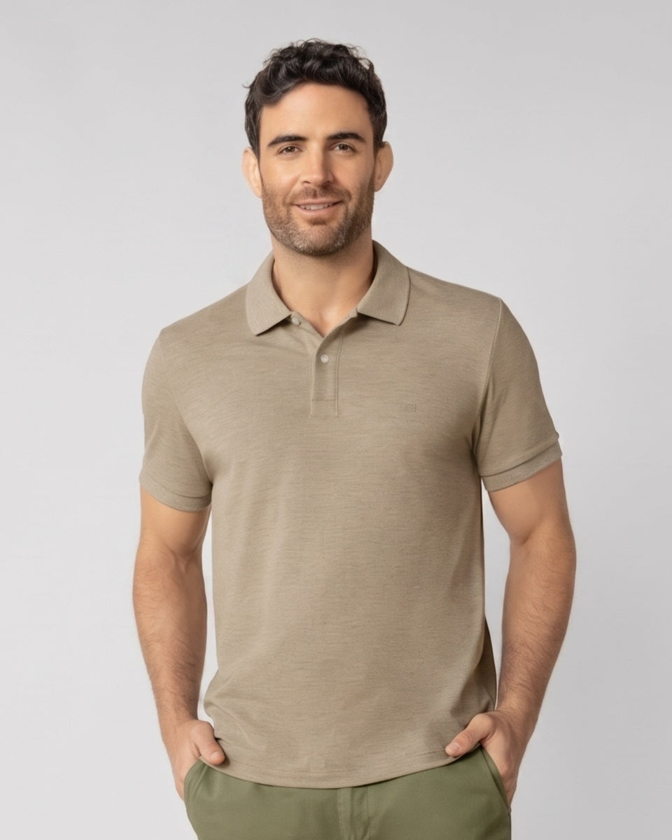 Camiseta polo manga corta con botones funcionales