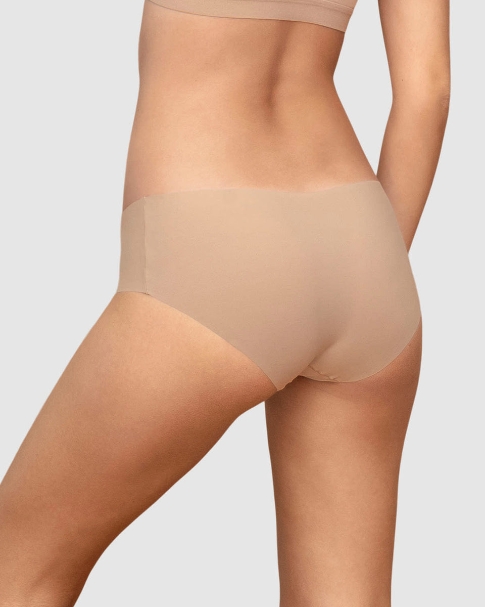 Panty hipster invisible ultraplano sin elásticos y de pocas costuras