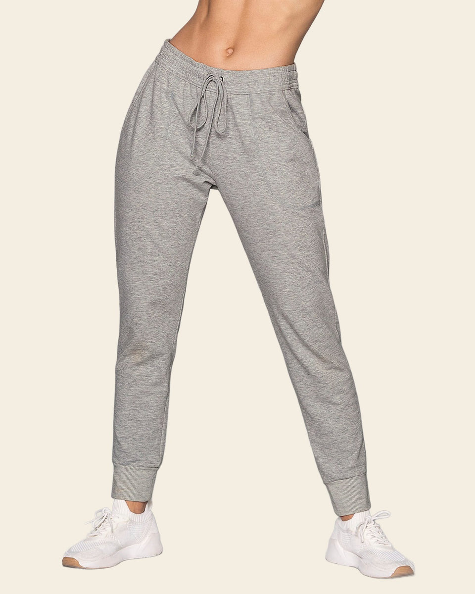 Jogger deportivo de silueta amplia con bolsillos