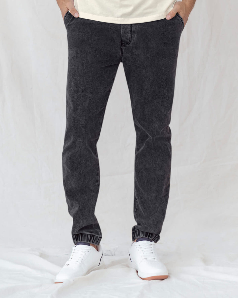 Pantalón tipo jogger con cordón ajustable en cintura