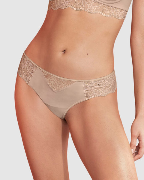 Panty estilo tanga brasilera con laterales y encaje#color_802-cafe-claro