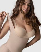 Body faja moldeador de aspecto invisible en glúteos