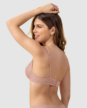Bralette en encaje con transparencias y arco#color_a22-rosa