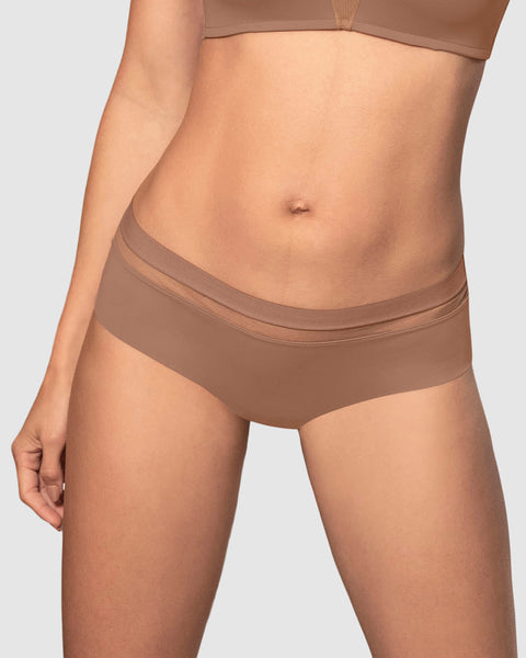 Panty cachetero con franja transparente decorativa#color_640-cafe-medio