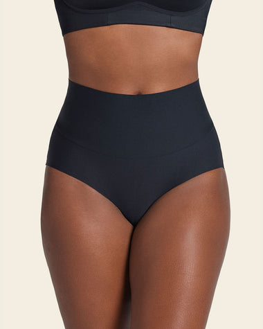 Panty hípster tiro alto de control fuerte de abdomen#color_700-negro