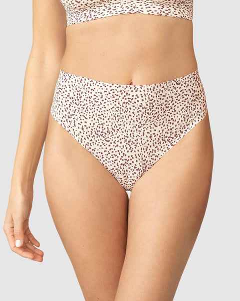 Brasilera tiro alto invisible#color_b94-estampado-manchas-vino
