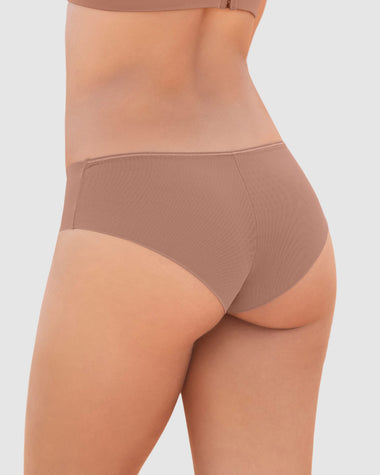 Panty cachetero con doble capa de tul en glúteos#color_640-cafe-medio