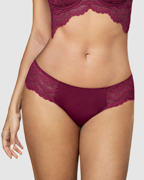 Panty cachetero, en tela lisa y encaje#color_a97-vino