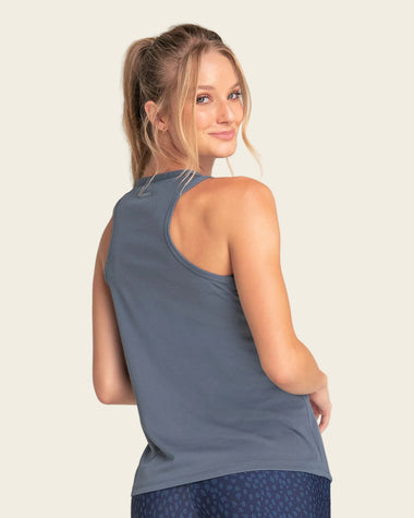 Camiseta deportiva de secado rápido y silueta semiajustada para mujer#color_915-azul