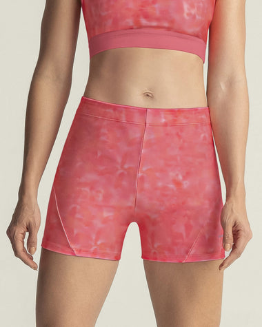 Short corto deportivo ajustado y ligero#color_040-estampado-rosado