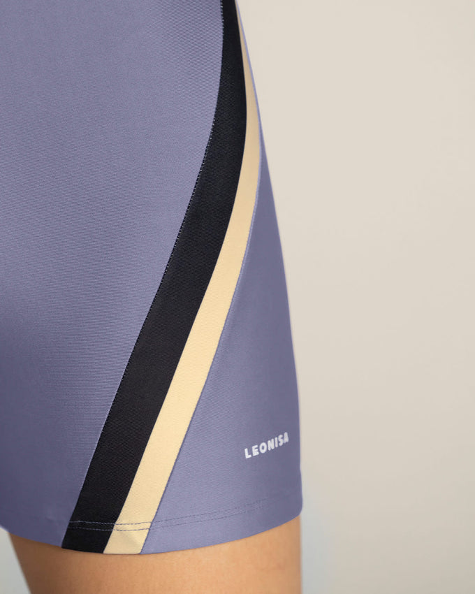 Short corto deportivo ajustado y ligero con cómodo elástico en cintura#color_415-morado