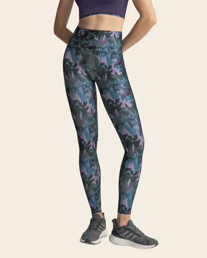 Legging deportivo tiro alto con corte en glúteos tipo corazón#color_186-estampado-flores