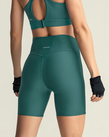 Short deportivo tipo biker#color_678-verde