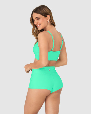 Bikini top + short de tiro alto#color_655-verde-claro