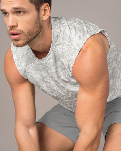 Camiseta manga sisa deportiva y de secado rápido para hombre#color_002-estampado-camuflado-gris