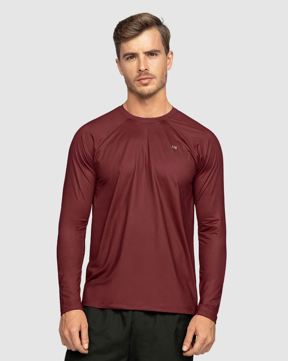 Camiseta deportiva masculina manga larga con protección UV