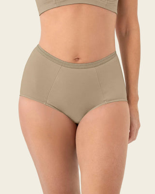 Panty clásico de control suave con excelente modelación#color_c54-verde-claro