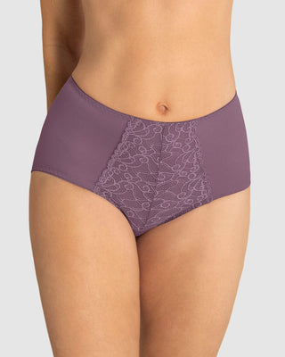 Panty clásico de control suave con toques de encaje en abdomen#color_043-mora