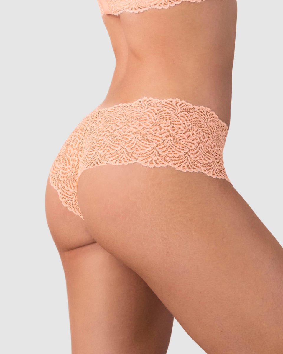 Panty estilo hípster en encaje sexy con refuerzo en algodón