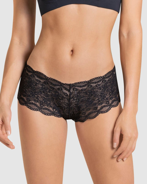 Panty estilo hipster en encaje sexy con refuerzo en algodón#color_712-negro