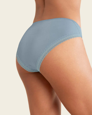 Panty tipo bikini con encaje decorativo en piernas#color_159-azul-claro