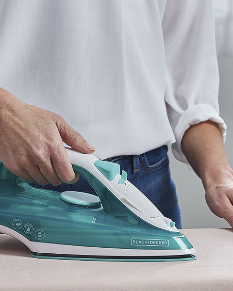 Plancha de Ropa Black Decker 1200W Antihaderente Auto Clean Suela Cerámica Verde#color_171-verde