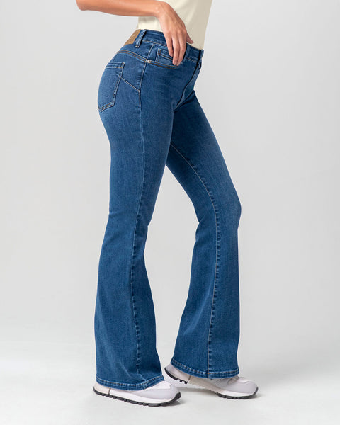 Jean levanta glúteos bota flare#color_052-azul-medio