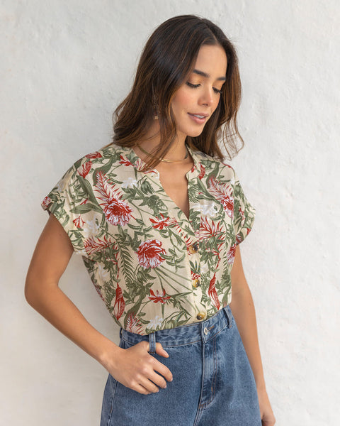 Blusa manga corta estampada abotonable#color_060-verde-claro-estampado