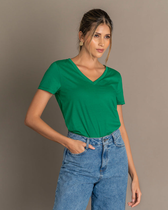 Camiseta básica manga corta con cuello en V#color_601-verde-limon