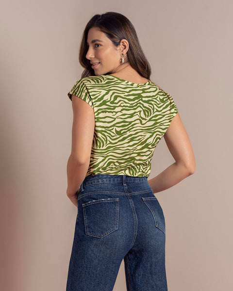 Camiseta manga corta con cuello en V#color_045-zebra