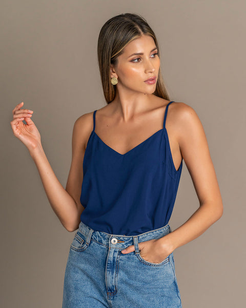 Blusa de tiritas con cuello en V#color_547-azul-rey