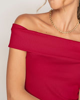 Camiseta strapless cuello bandeja#color_302-rojo