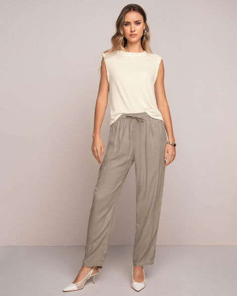 Pantalón recto con elástico y tira en cintura#color_381-taupe
