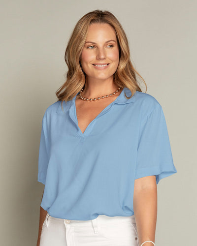 Blusa cuello sport de silueta amplia#color_159-azul