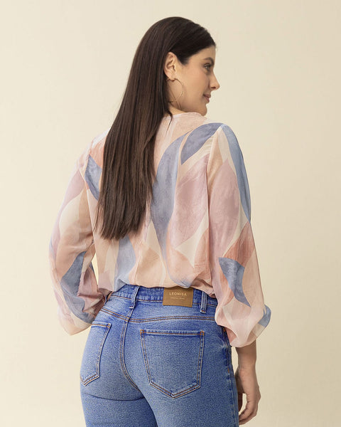 Blusa manga larga estampada con elástico en puños#color_145-estampado-mandarina-azul