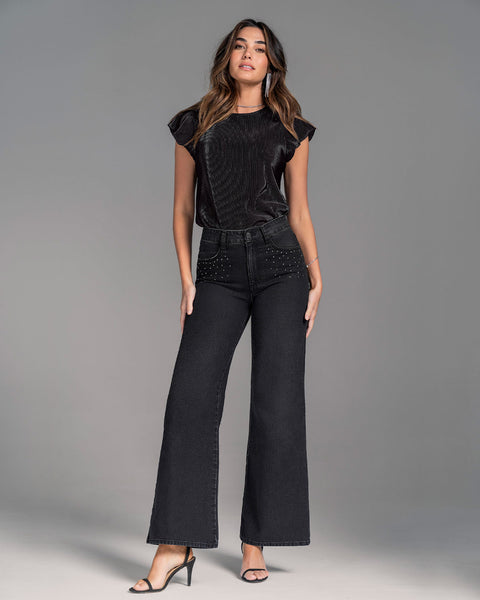 Camiseta manga corta en tela satinada y acanalada#color_700-negro