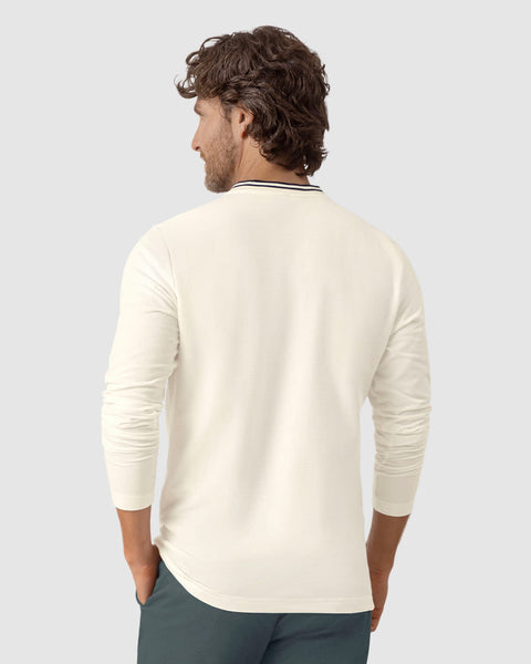 Camiseta manga larga con botones  funcionales  y logo en frente#color_018-marfil