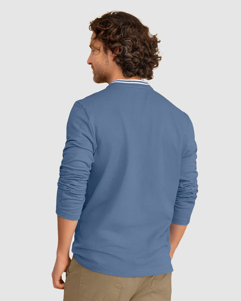Camiseta manga larga con botones  funcionales  y logo en frente#color_408-azul-medio